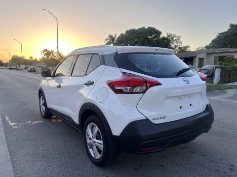 2018 Nissan Kicks S
