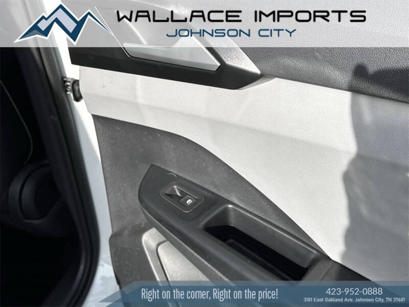 2022 Volkswagen Taos SE 4Motion