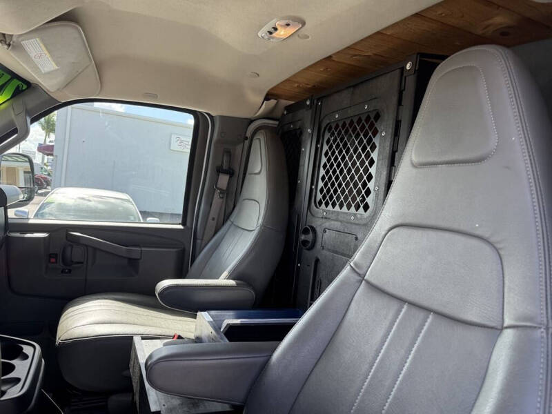 2020 Chevrolet Express 2500