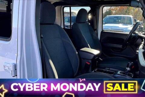 2024 Jeep Gladiator NightHawk