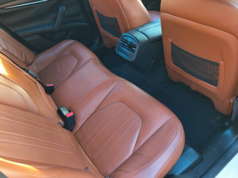 2017 Maserati Ghibli