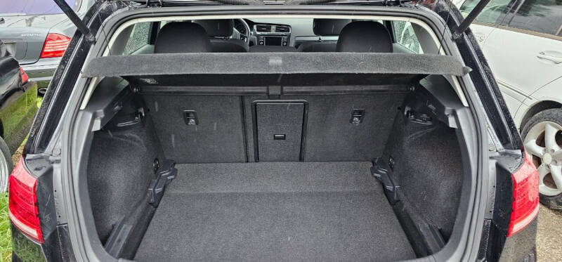 2018 Volkswagen Golf TSI S