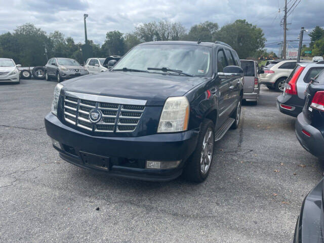 2008 Cadillac Escalade for sale at Economy Auto in Roanoke, VA