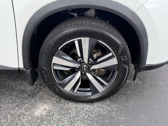 2024 Nissan Rogue SL