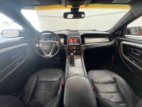 2013 Ford Taurus SEL