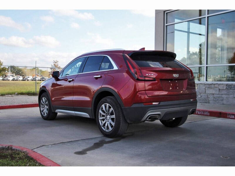 2021 Cadillac XT4 Premium Luxury