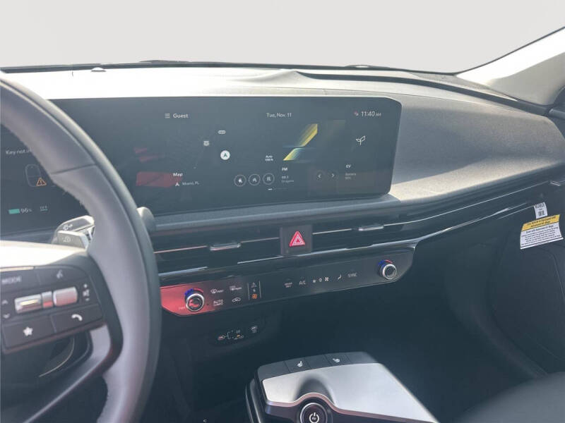 2025 Kia EV6 Light Long Range