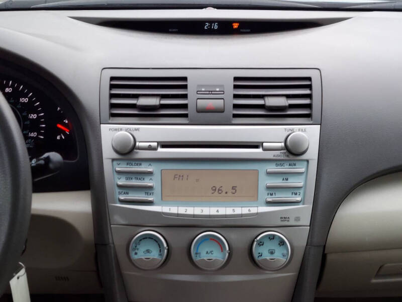 2009 Toyota Camry LE