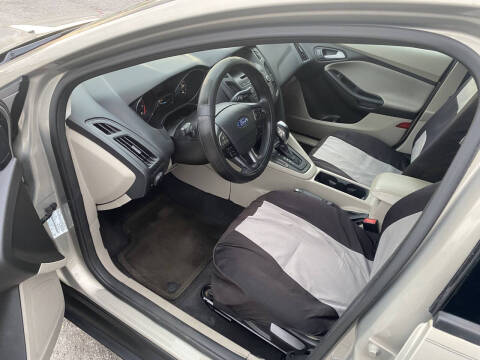 2016 Ford Focus SE