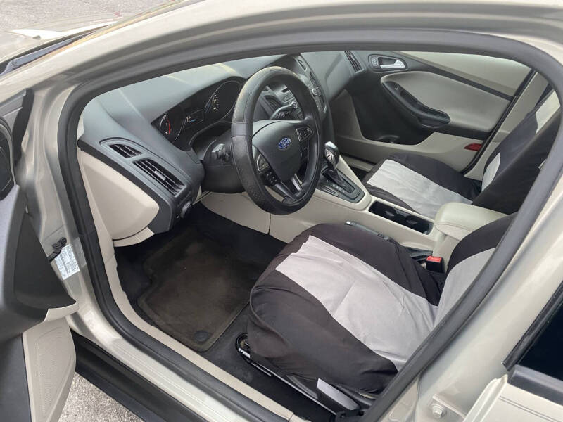 2016 Ford Focus SE