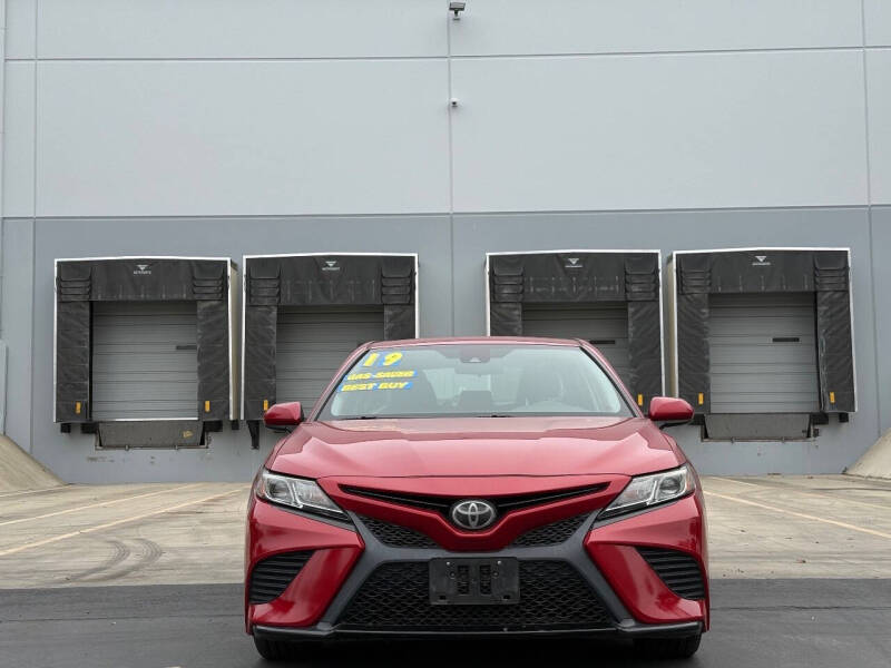 2019 Toyota Camry SE