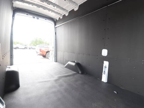 2023 Ford E-Transit 350
