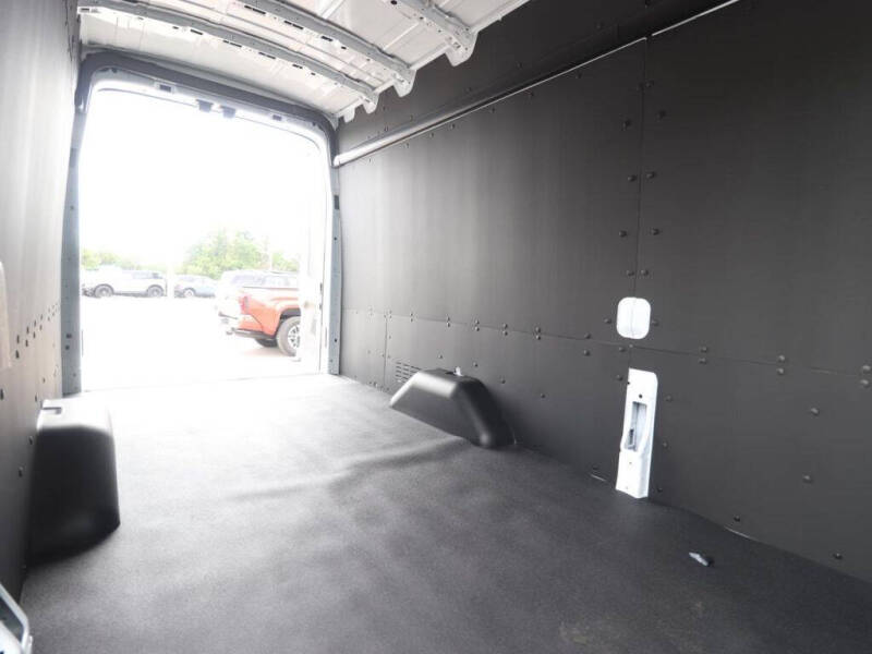 2023 Ford E-Transit 350