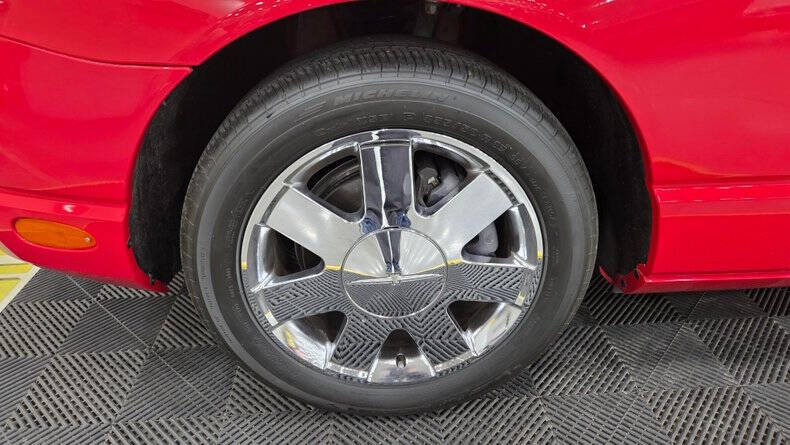 2002 Ford Thunderbird Deluxe