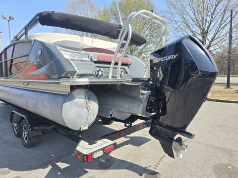 2019 Crest Pontoon CARIBBEAN