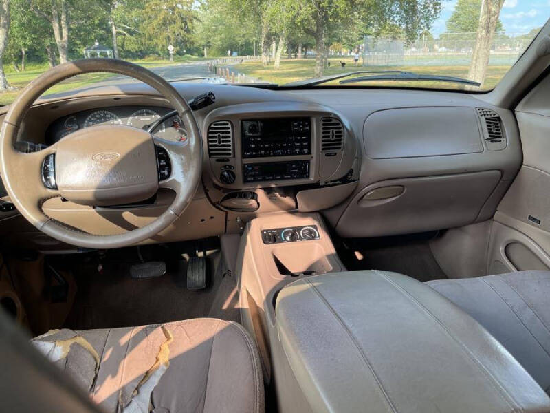 2001 Ford Expedition Eddie Bauer