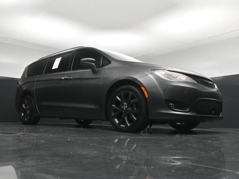 2019 Chrysler Pacifica Touring L Plus
