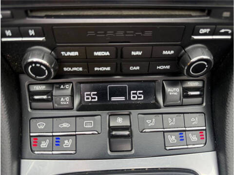 2017 Porsche 911 Carrera