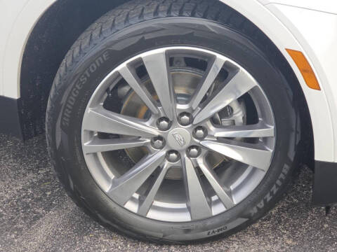 2022 Cadillac XT5 Premium Luxury