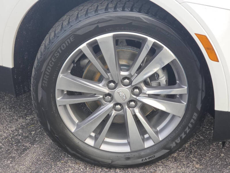 2022 Cadillac XT5 Premium Luxury