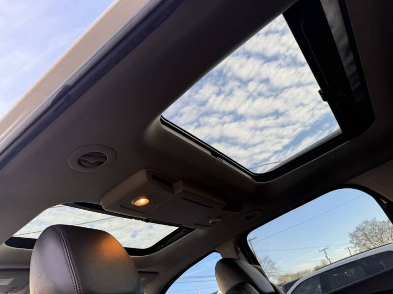 2011 GMC Acadia Denali