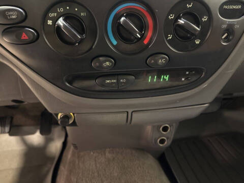 2004 Toyota Tundra
