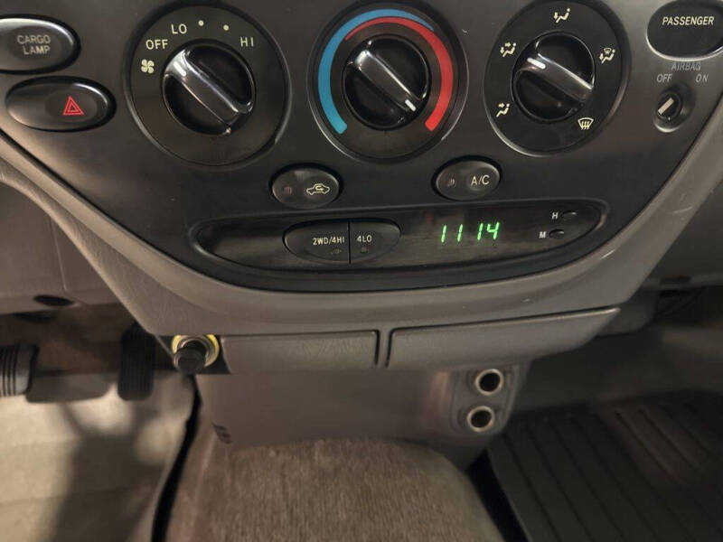 2004 Toyota Tundra