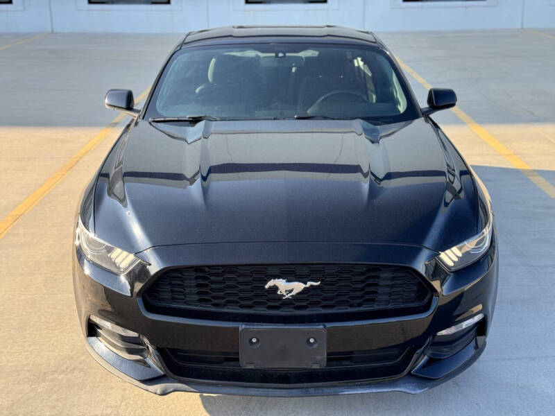 2016 Ford Mustang V6