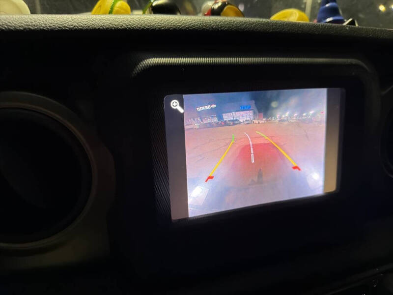 2020 Jeep Gladiator Sport