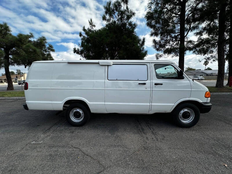 2001 Dodge Ram Van 3500