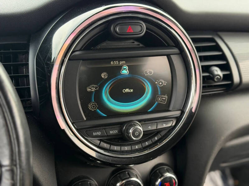 2017 MINI Hardtop 4 Door Cooper
