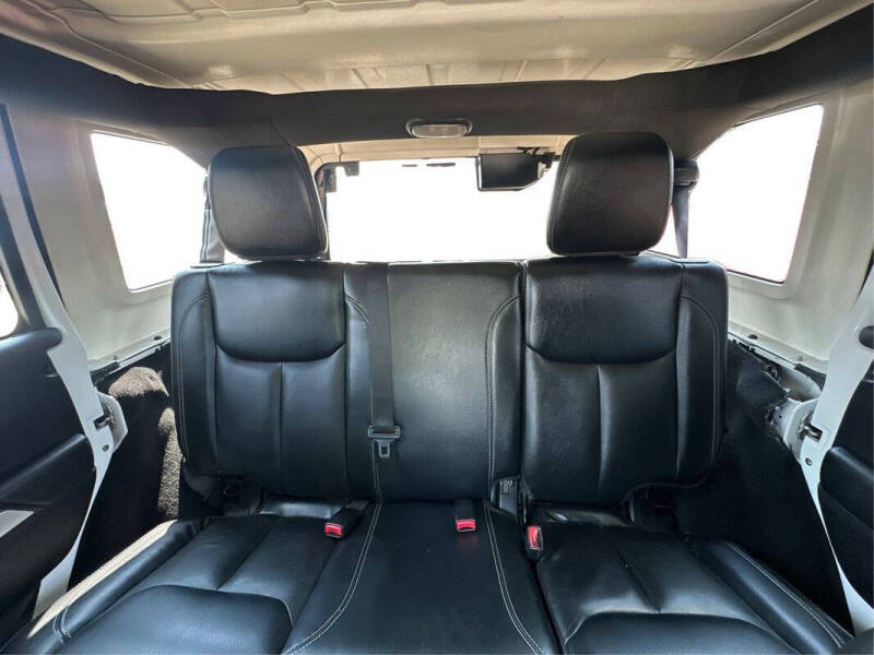 2013 Jeep Wrangler Unlimited Sahara