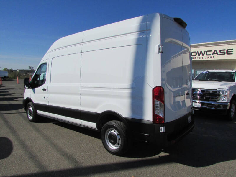 2023 Ford Transit 250