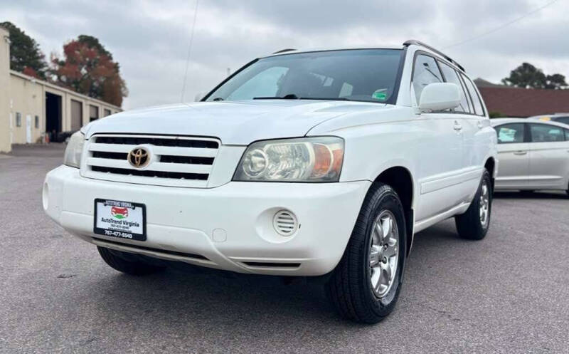 2004 Toyota Highlander's photo