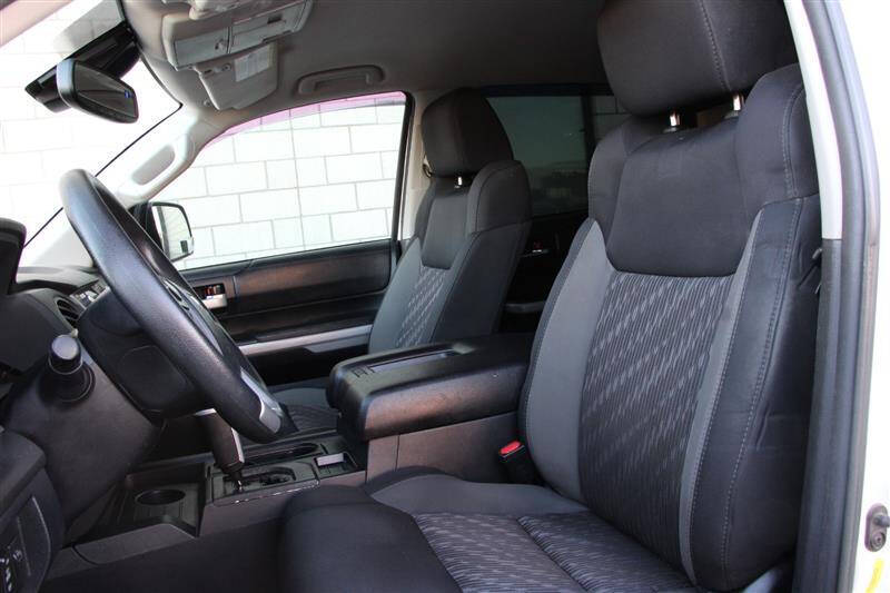 2018 Toyota Tundra SR5