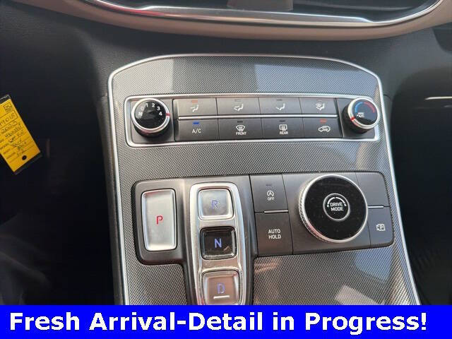 2023 Hyundai Santa Fe SE