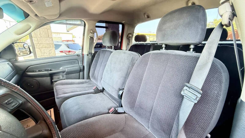 2005 Dodge Ram 1500 SLT