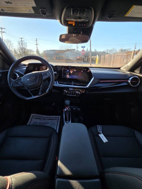 2025 Chevrolet Trax RS