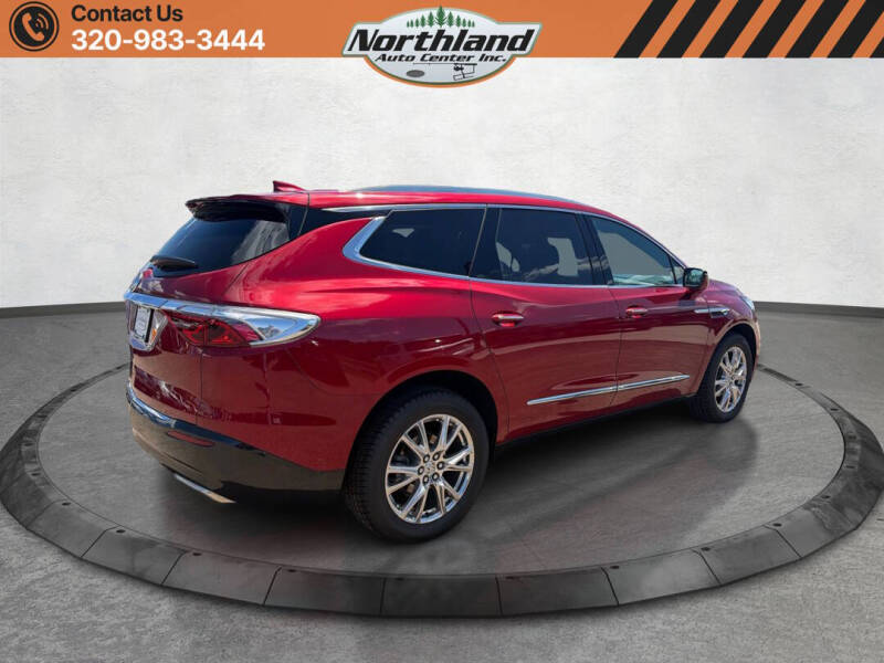 2023 Buick Enclave Essence