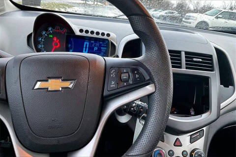 2016 Chevrolet Sonic LT Auto