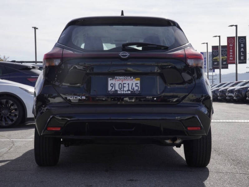 2024 Nissan Kicks S