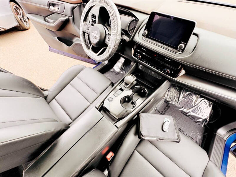 2022 Nissan Rogue SV