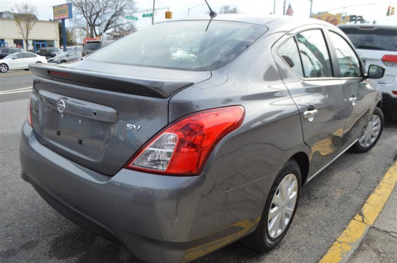 2019 Nissan Versa