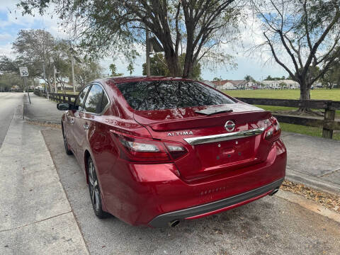 2017 Nissan Altima 2.5 SR