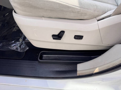 2011 Dodge Grand Caravan Crew