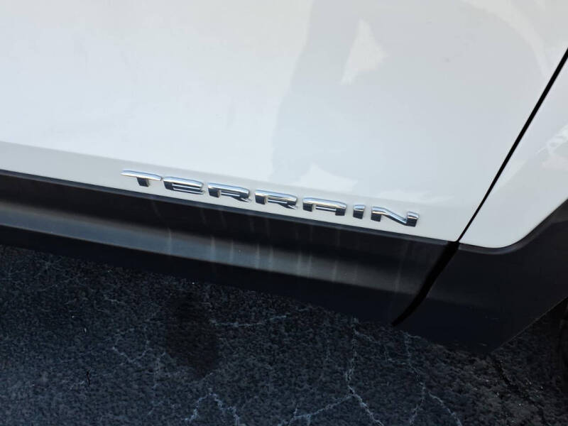 2022 GMC Terrain SLT