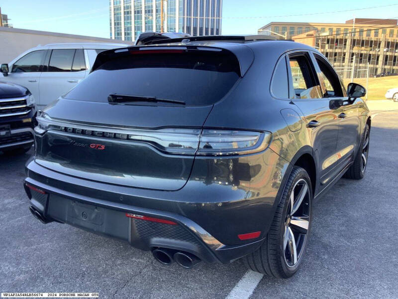 2024 Porsche Macan GTS