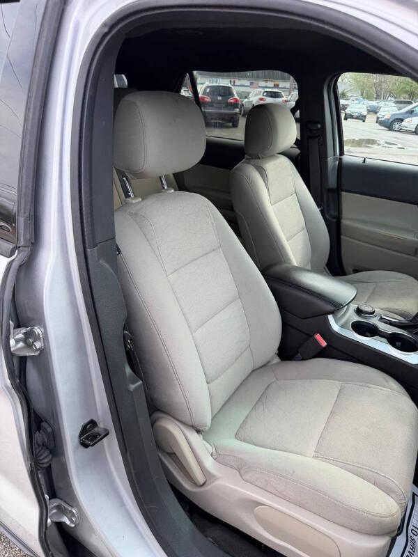 2015 Ford Explorer