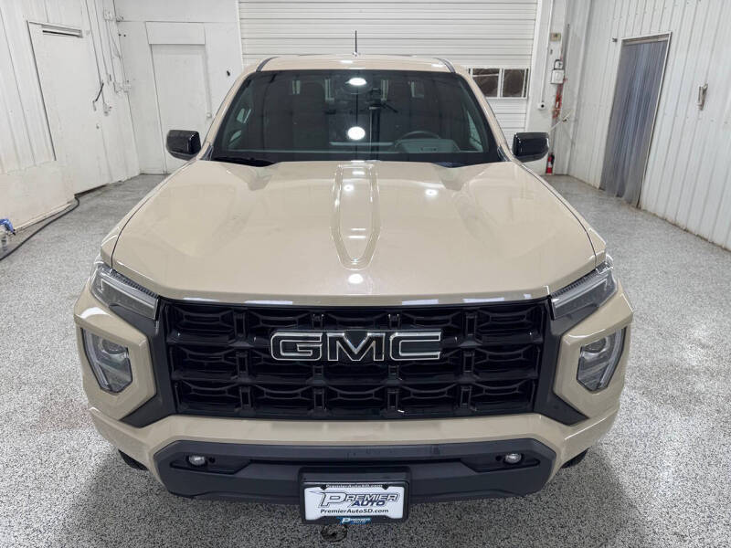 2024 GMC Canyon Elevation