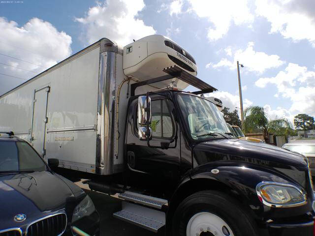 2015 Freightliner M2 106